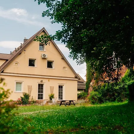 Lantgård Kowalowe Wzgorze